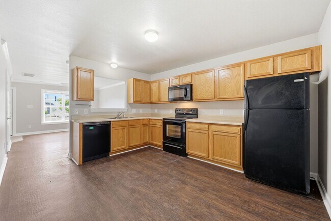 Building Photo - Carolina Forest Townhome