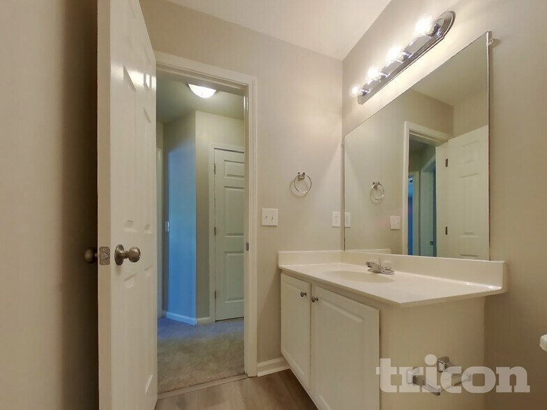 Building Photo - 3116 Union Hill Ct