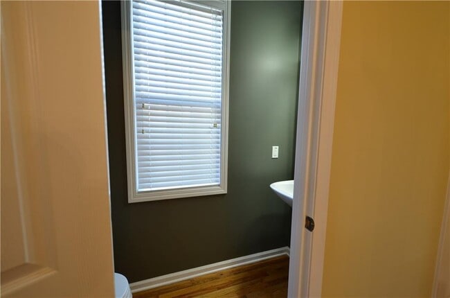 Building Photo - 1422 Ferocity Ridge Way NW