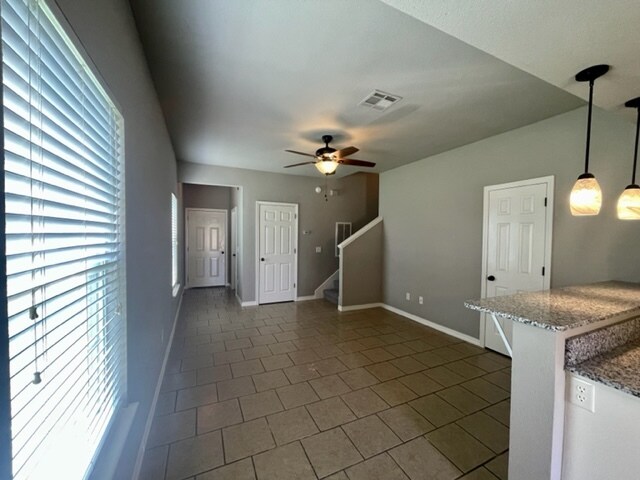 Building Photo - 2103 Azlin Pl