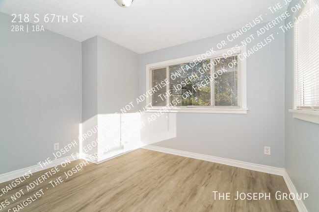 Building Photo - 218 S 67th St