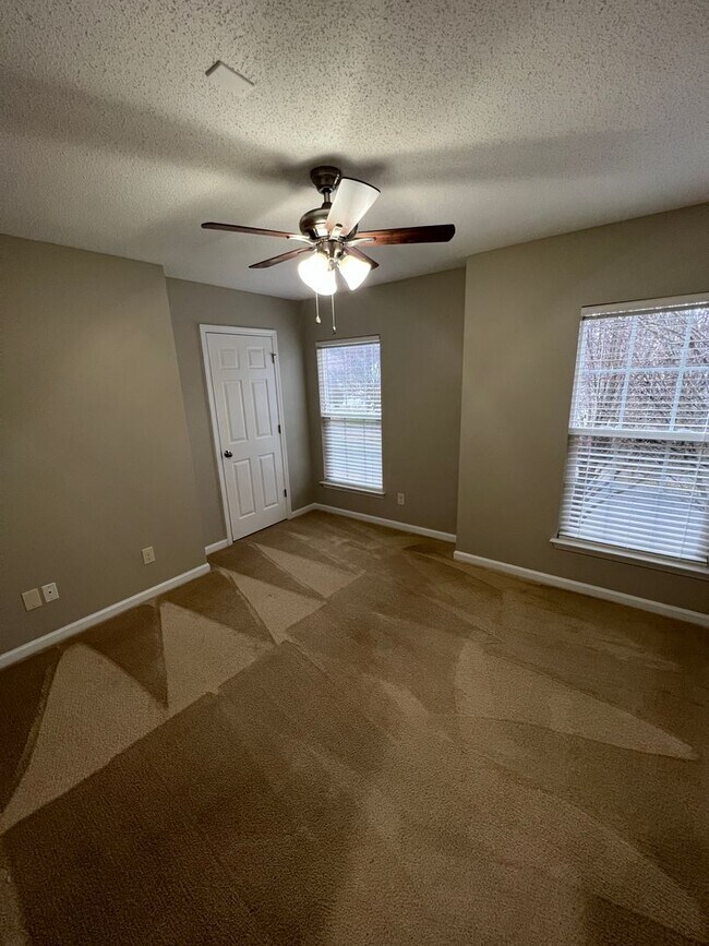 Building Photo - 4 Bedroom Home INDIAN TRAIL