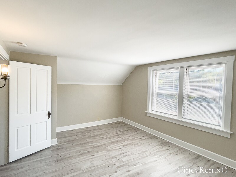 Building Photo - 3718 Ault Park Ave