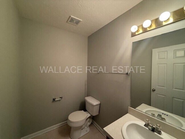 Building Photo - 8206 Gallaher Station Dr