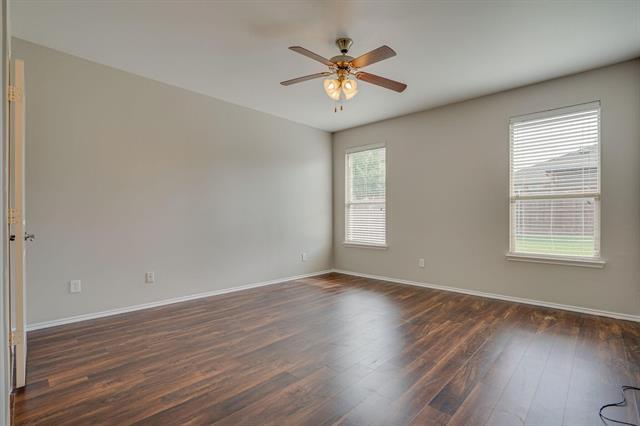 Building Photo - 4717 Hidden Pond Dr