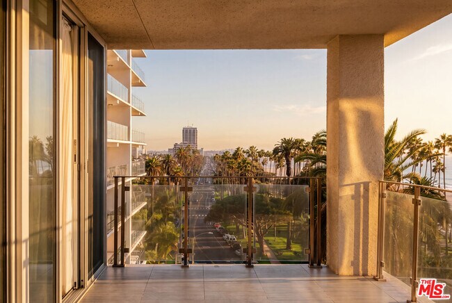 Building Photo - 515 Ocean Ave