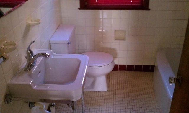 Building Photo - 20127 Sheffield Rd