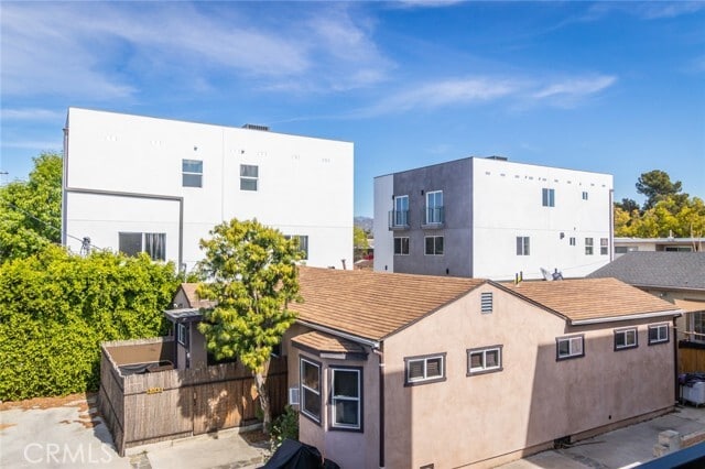 Building Photo - 5130 Riverton Ave