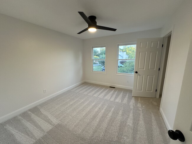 Third Bedroom with Walk-in Closet - 3422 River Narrows Rd