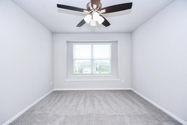 Building Photo - 1417 Sundown Gln Ln