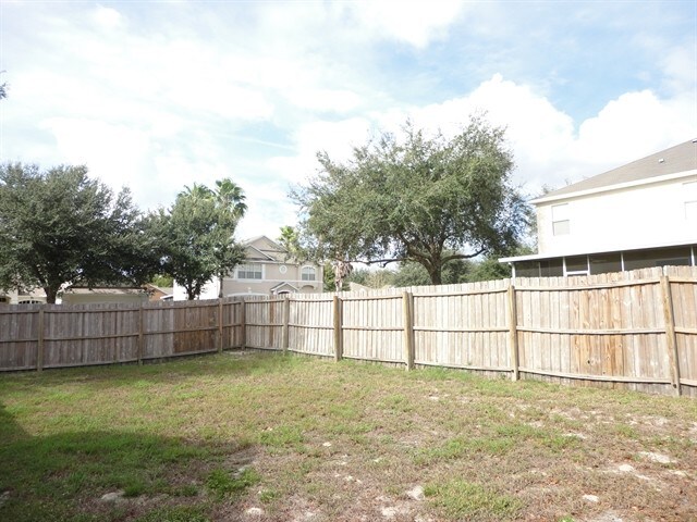 Building Photo - 250 Misty Meadow Dr
