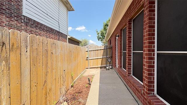Building Photo - 2024 Haylee Dr