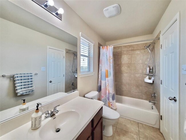 Building Photo - 1436 Lindo Dr