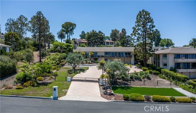 Building Photo - 1500 Paseo Del Mar