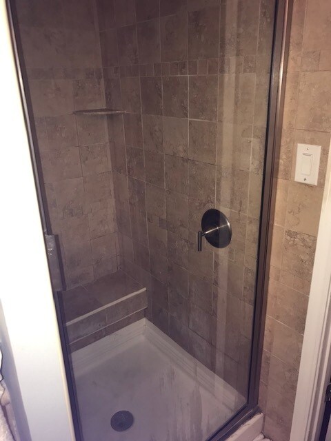 Primary Shower - 250 River Trace Ct