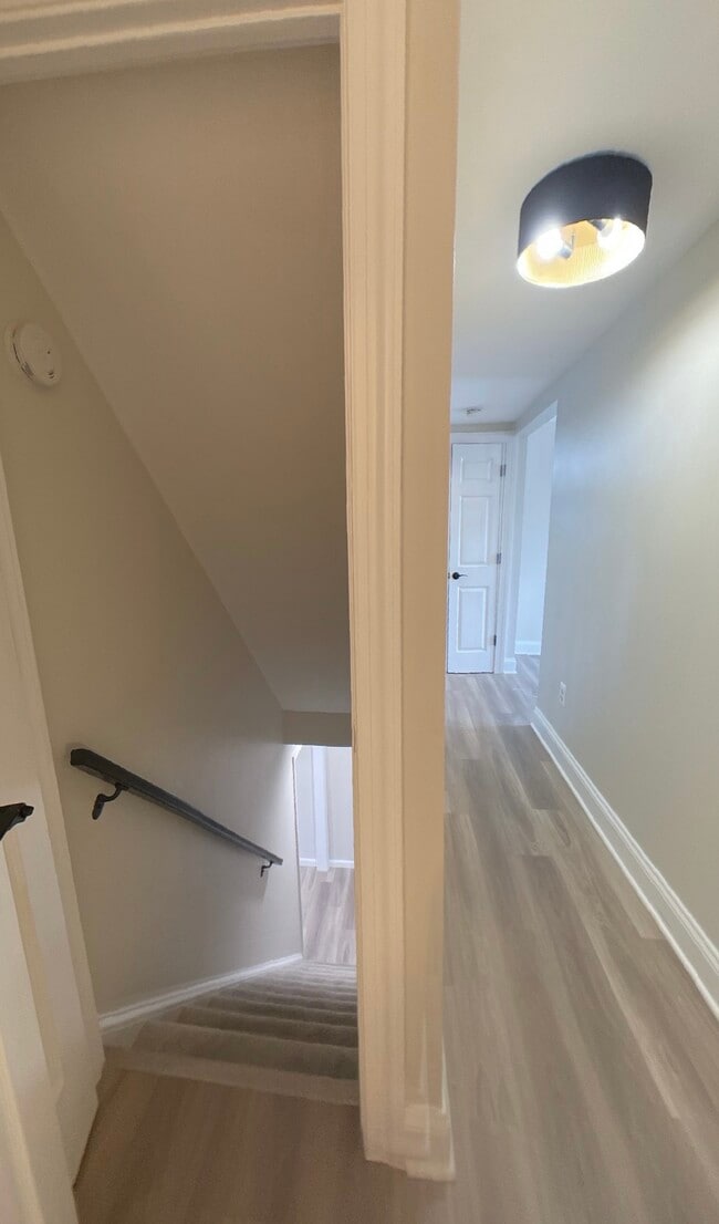 Building Photo - 1761 Aberdeen Cir