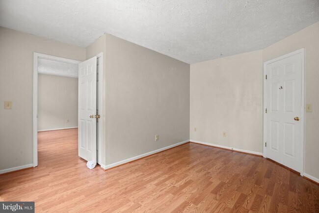 Building Photo - 64 Spring Lake Dr