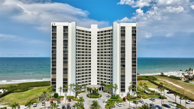 Building Photo - 9650 S Ocean Dr