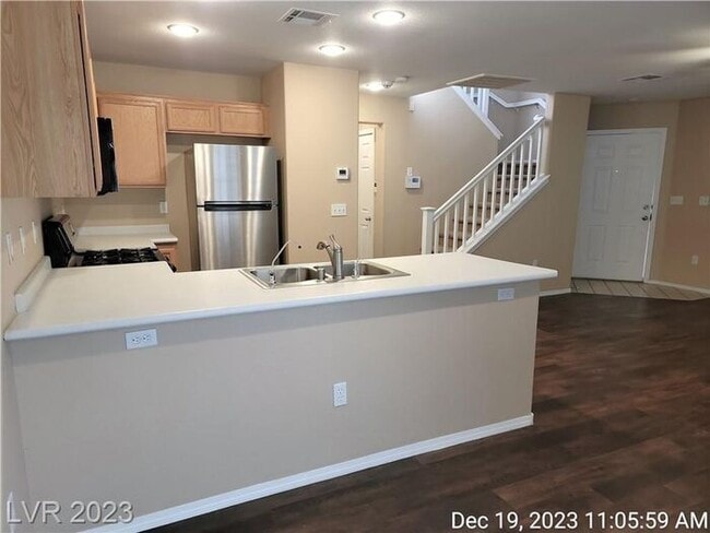 Building Photo - COMING SOON - Ready no later than the beginning of March!