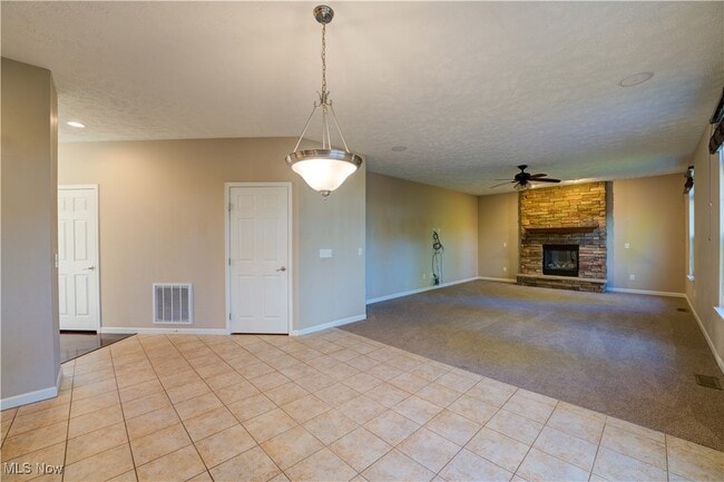 Building Photo - 2576 Covington Pl