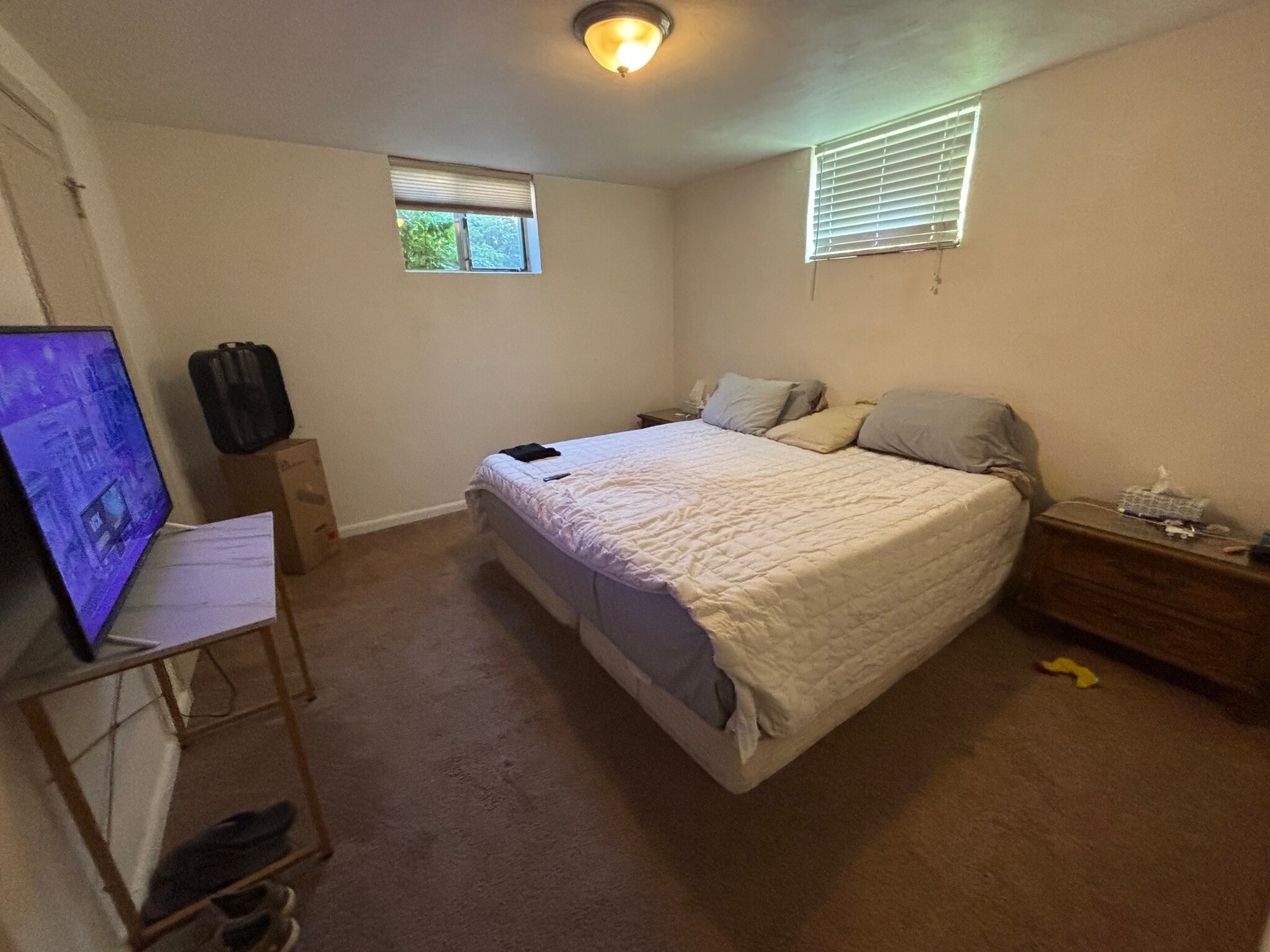 King bed - 1440 Eudora St
