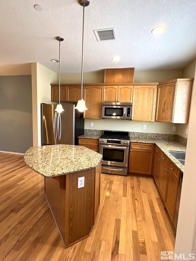 Building Photo - 3072 Sterling Ridge Cir