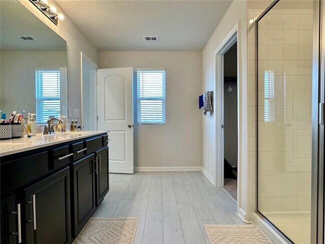 Building Photo - 2612 Magnolia Ave