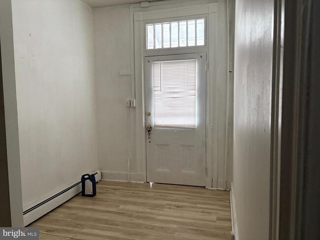 Building Photo - 21 Gay St