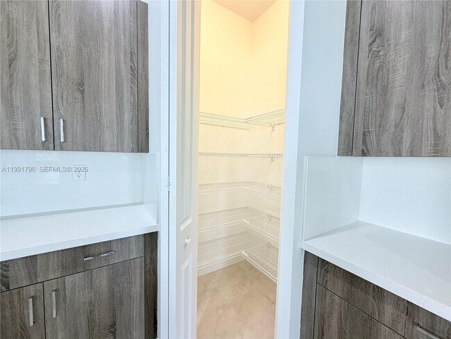 Building Photo - 5028 Gambero Wy