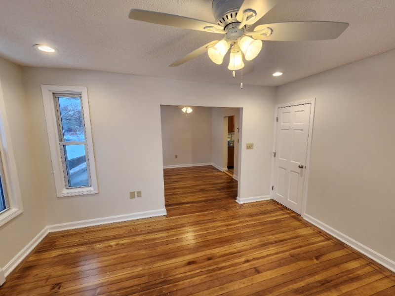 Building Photo - 77 Carmine St