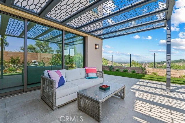 Building Photo - 135 Oceano