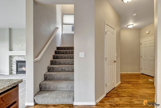 Building Photo - Beautiful 3-Bedroom Half Duplex in Eagle R...