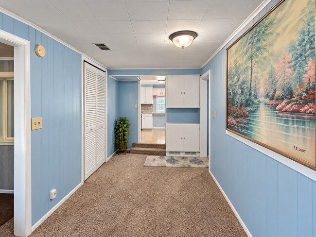 Building Photo - 6030 Cotter Ave