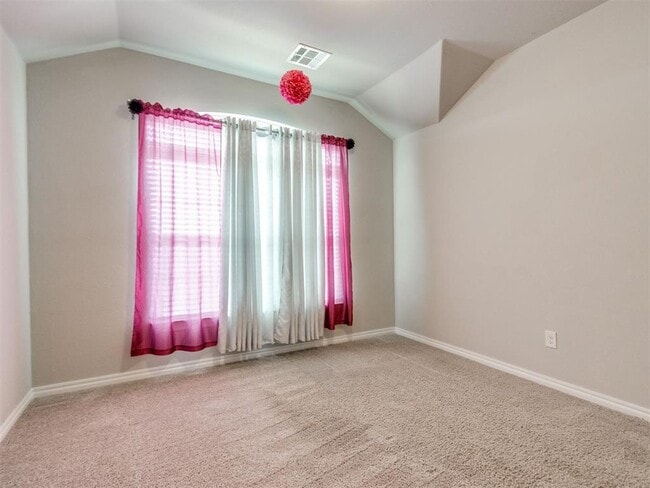 Building Photo - 14805 Gravity Falls Ln