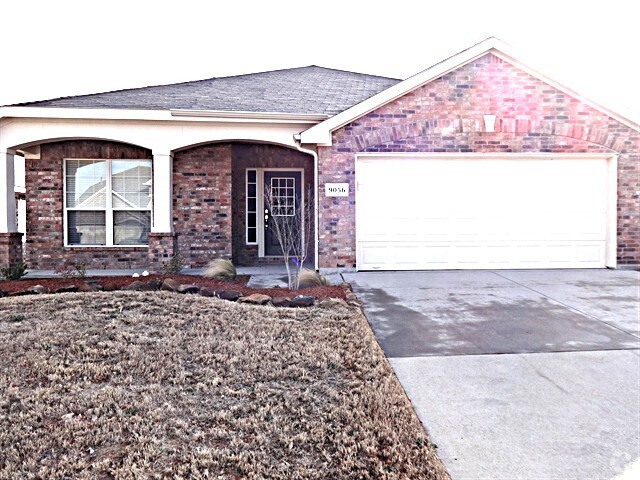 Building Photo - 9056 Weller Ln