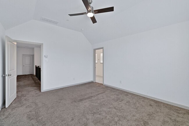 Building Photo - 1320 Hill Country Pl