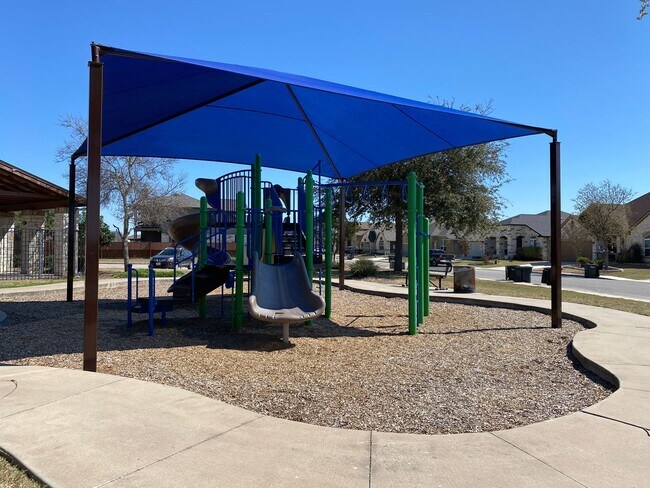 Building Photo - 3/2/2 in Avery Park / Fridge Included  / W...