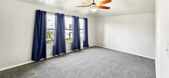 Building Photo - 4519 Regal Dr