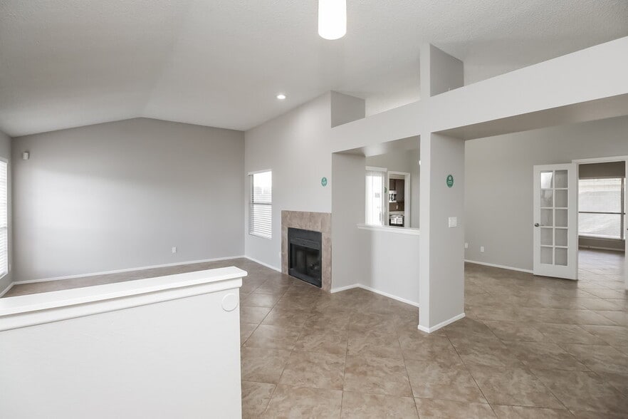 Building Photo - 7211 W Krall St