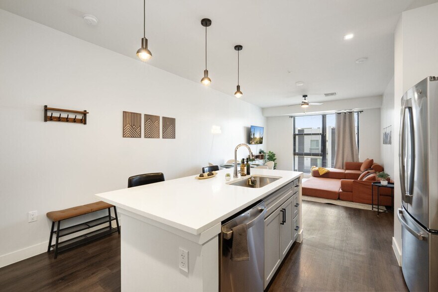 Building Photo - 4225 N 32nd Pl