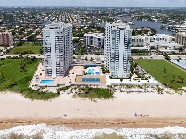 Building Photo - 1370 S Ocean Blvd