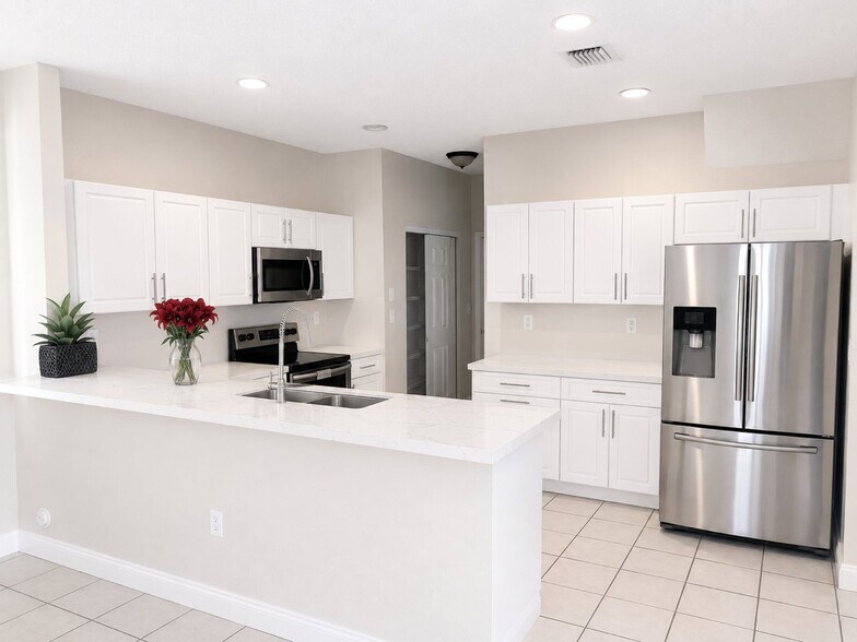 Building Photo - 14300 SW 159th Pl