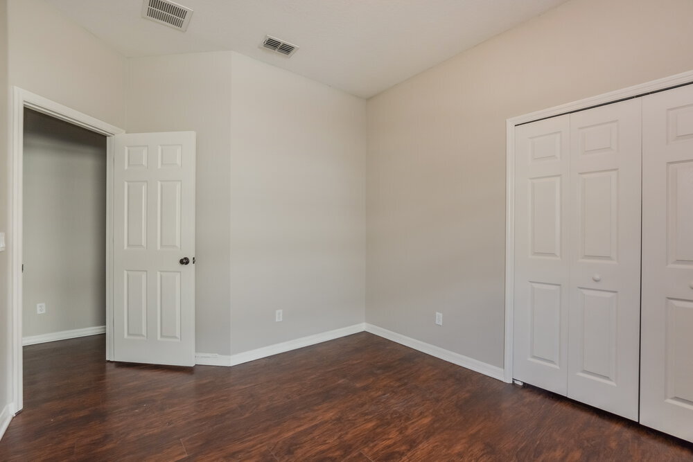Building Photo - 15128 Stonebriar Way