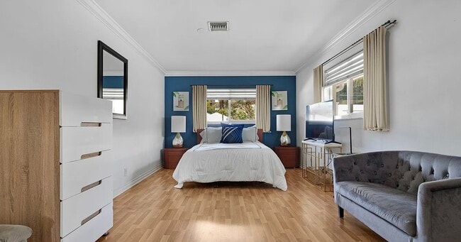 Building Photo - 4946 Glenn Pine Ln