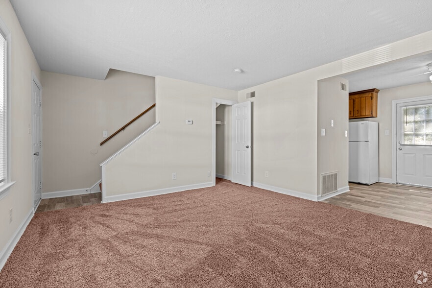 2BR Unit - Colony Apartments