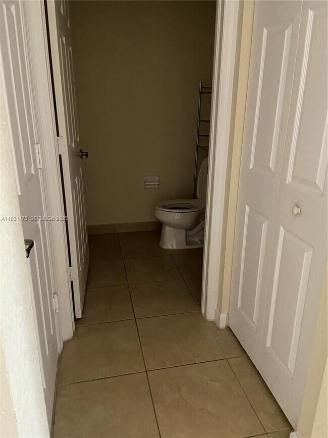 Building Photo - 12446 Emerald Creek Ct