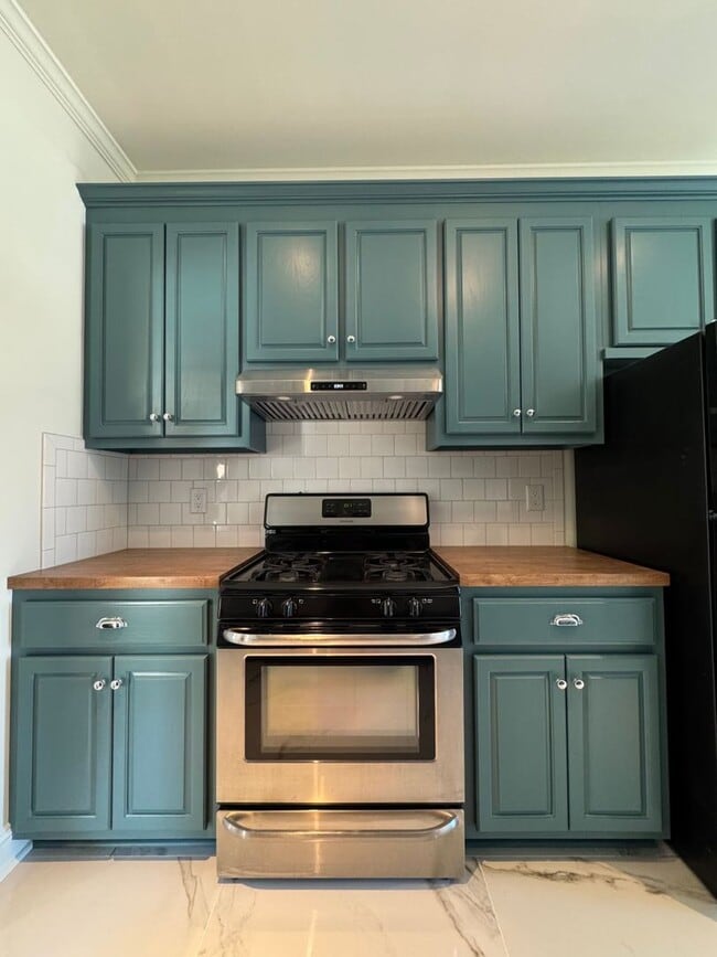 Building Photo - Charming Renovated 3BR/2BA | Cul-de-Sac | Move-In Ready