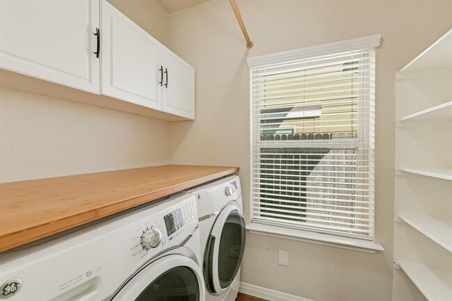 Building Photo - 4609 Esper Ln