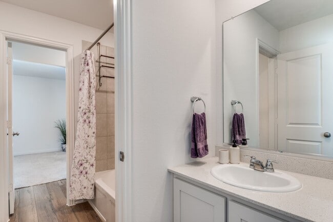 Building Photo - Stunning New 4 Bed, 3 Bath Home in Riverplace Garland – Move-In Ready and Available Now!