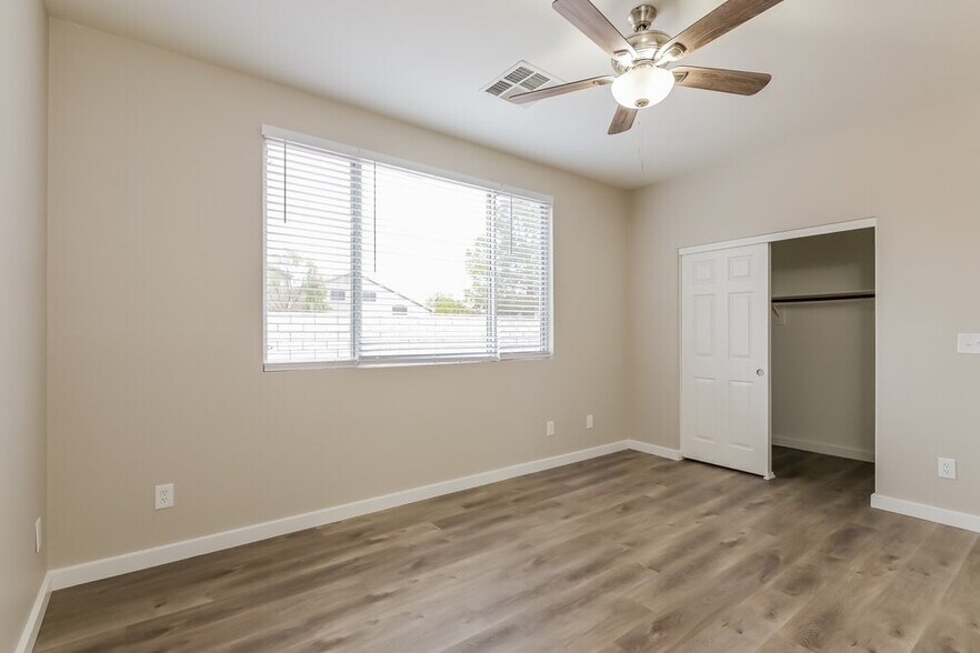 Building Photo - 9184 Cazador St